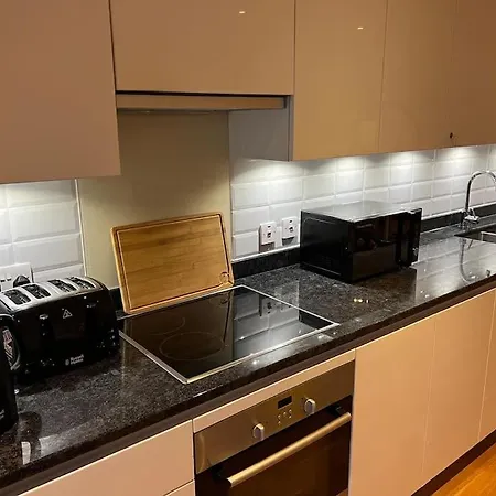 Modern 2 Bed - Olympic Park Stratford Apartment London Exterior photo